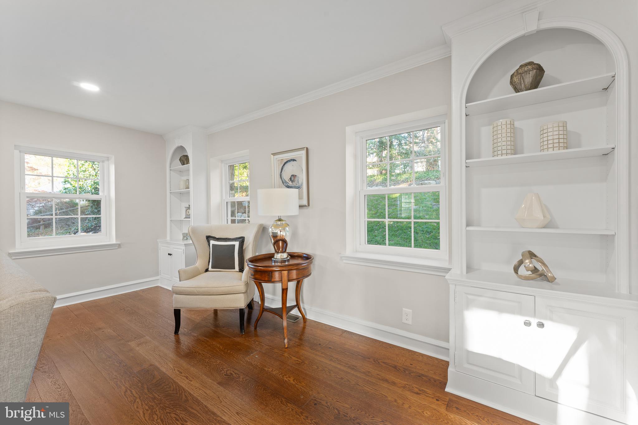 WALLINGFORD HILLS - Residential