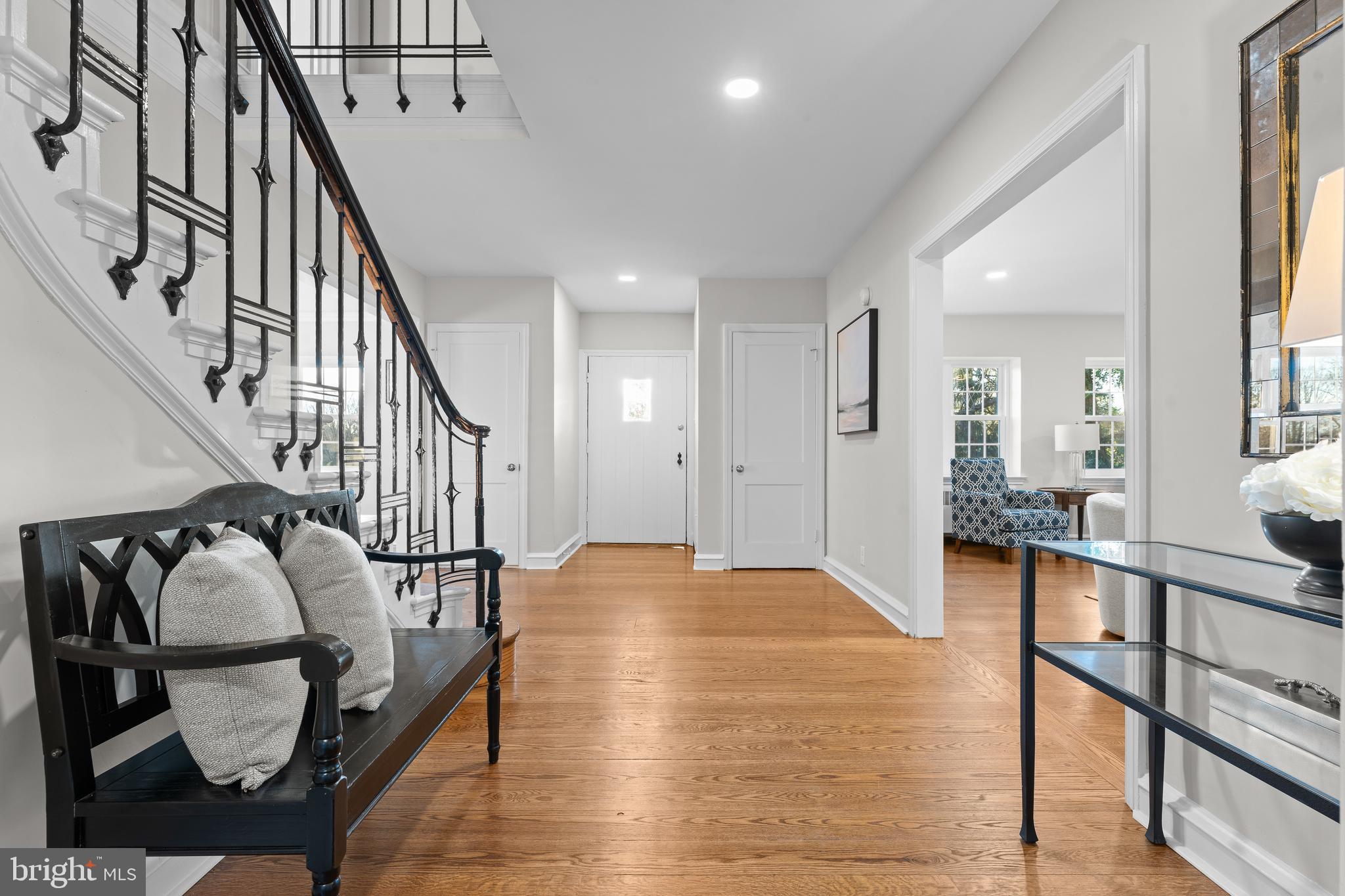 WALLINGFORD HILLS - Residential