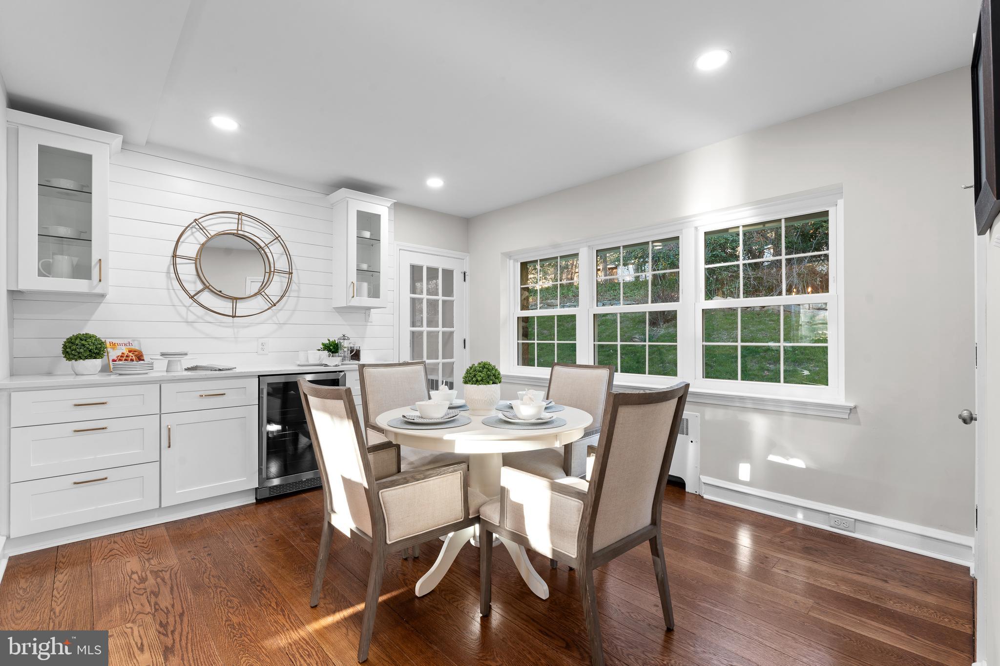 WALLINGFORD HILLS - Residential