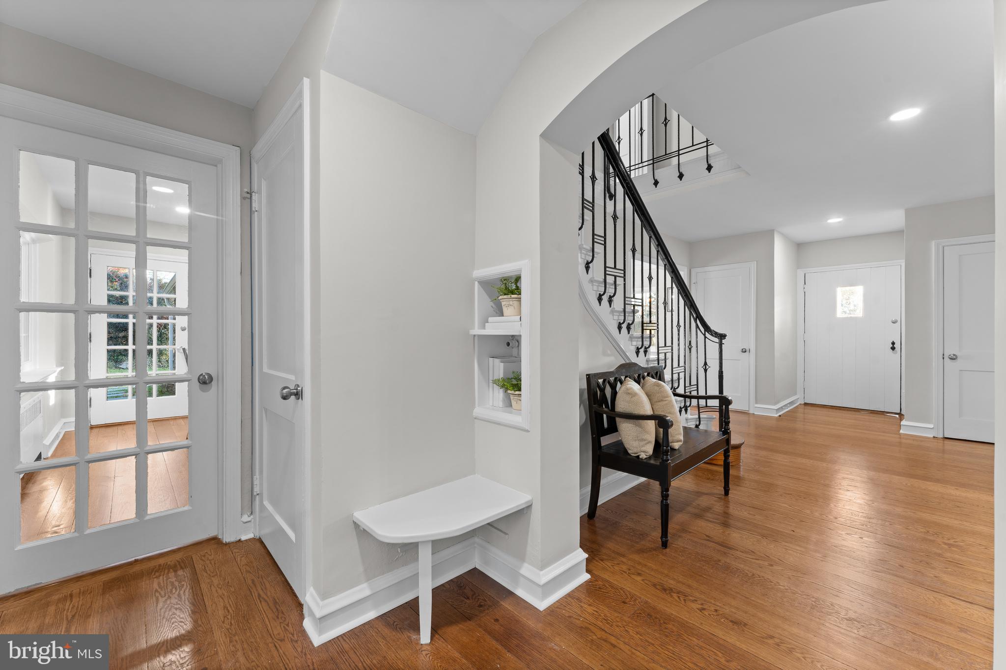 WALLINGFORD HILLS - Residential