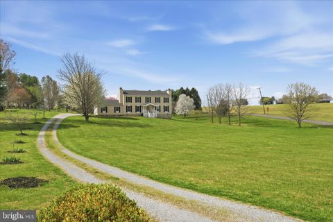 Homes For Sale - 30 Green Valley Drive<br/> CHARLES TOWN, WV 25414