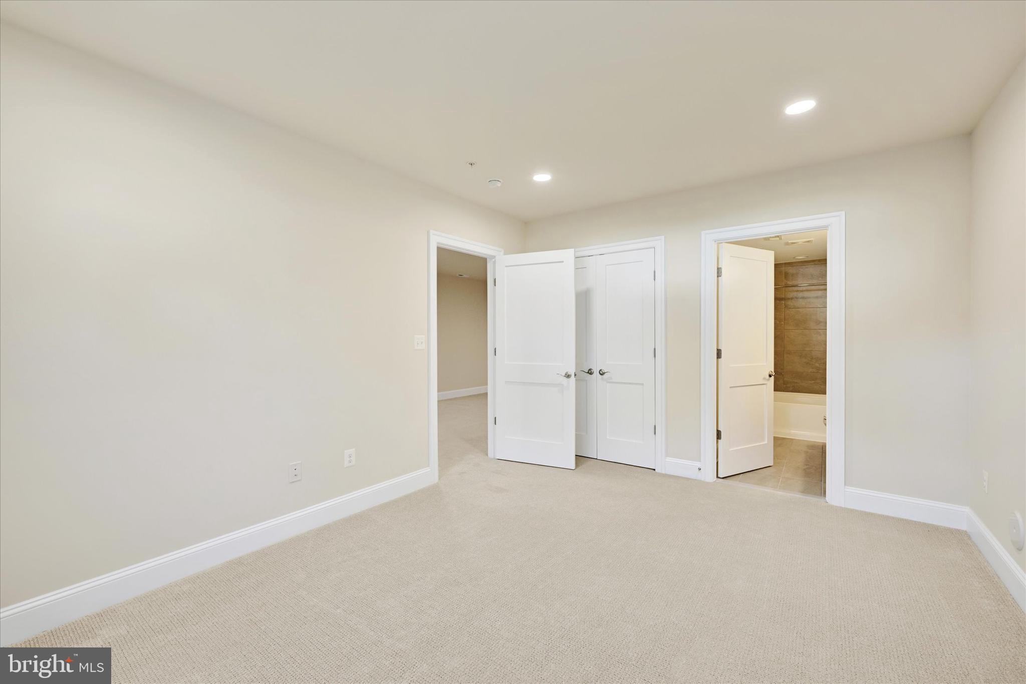 RODGERS FORGE - Residential