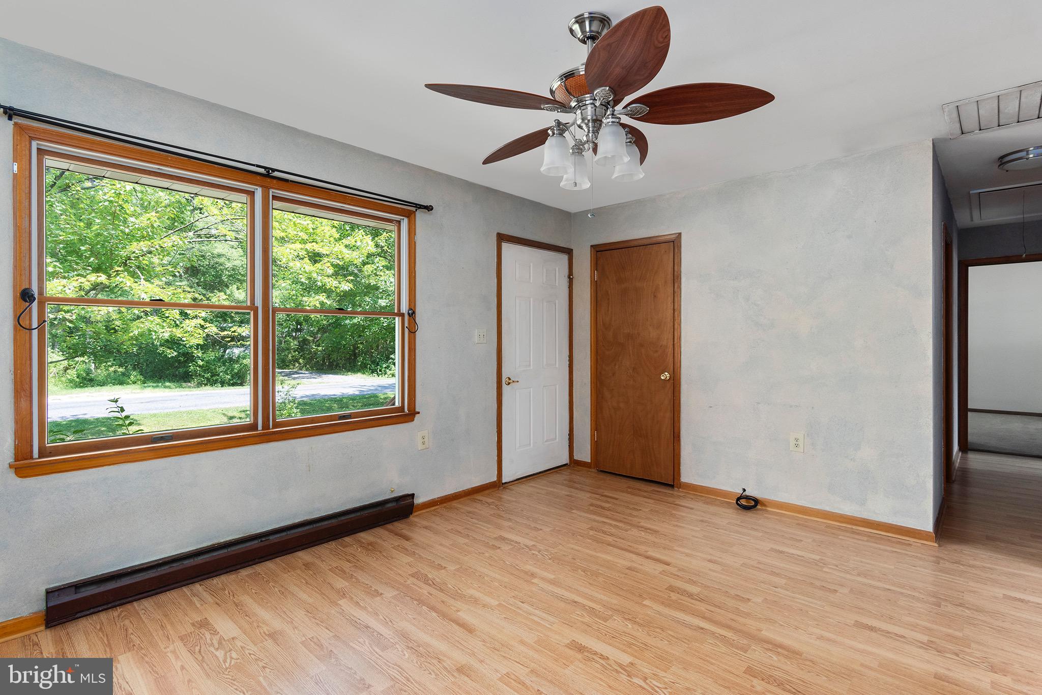 CHESAPEAKE LANDING - Residential