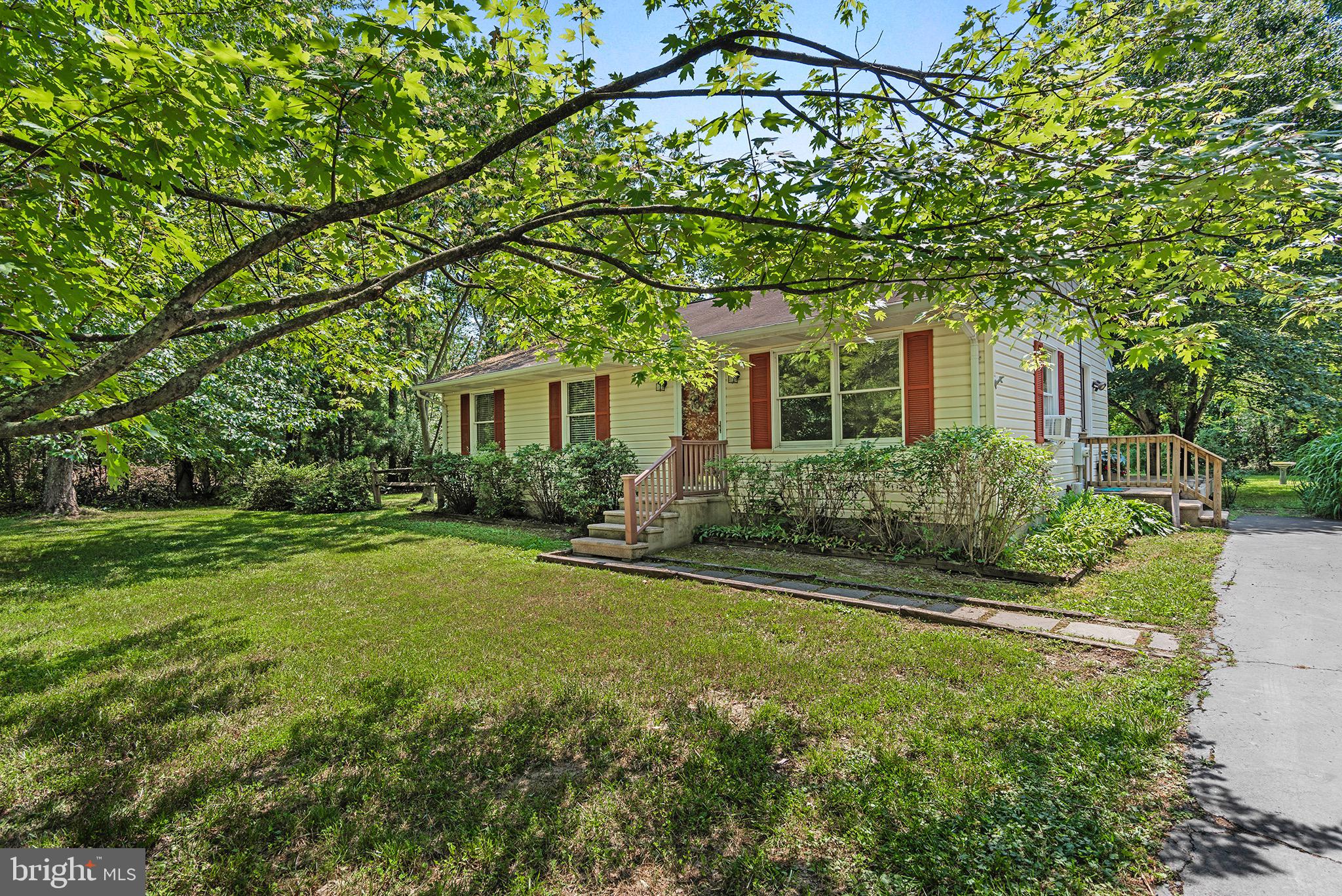 CHESAPEAKE LANDING - Residential