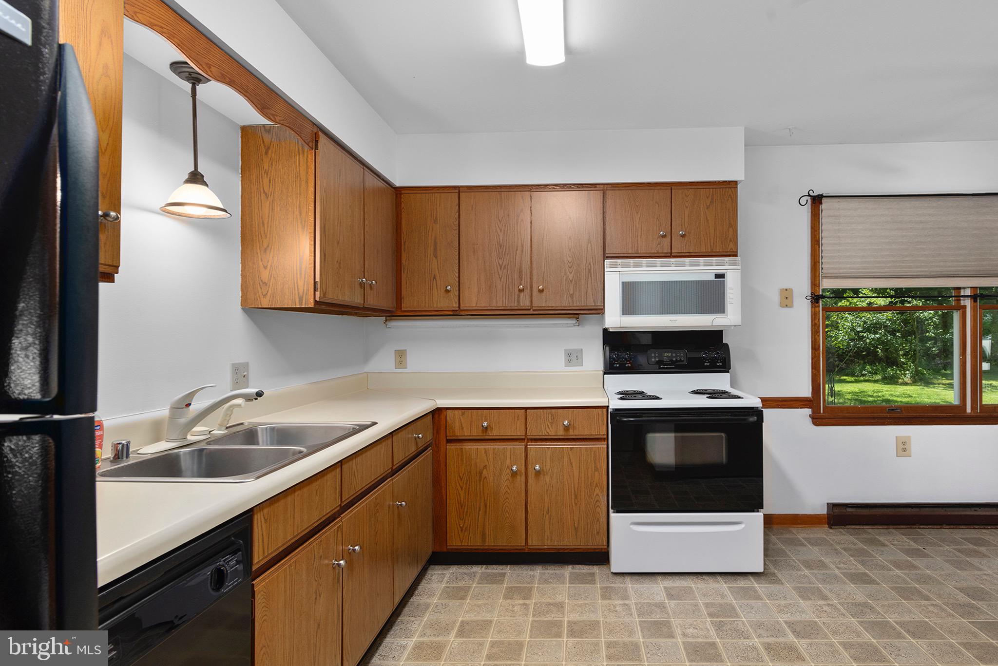 CHESAPEAKE LANDING - Residential