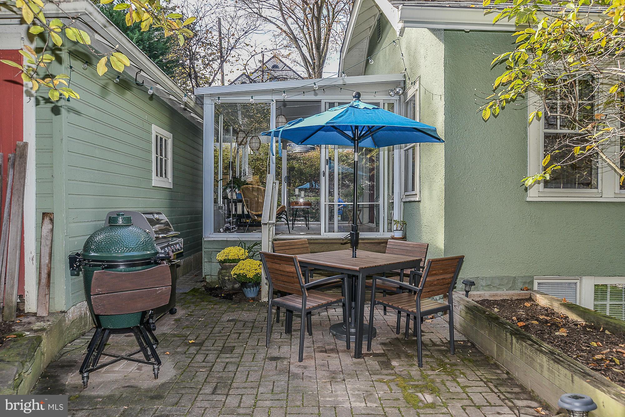 LEE HEIGHTS - Residential