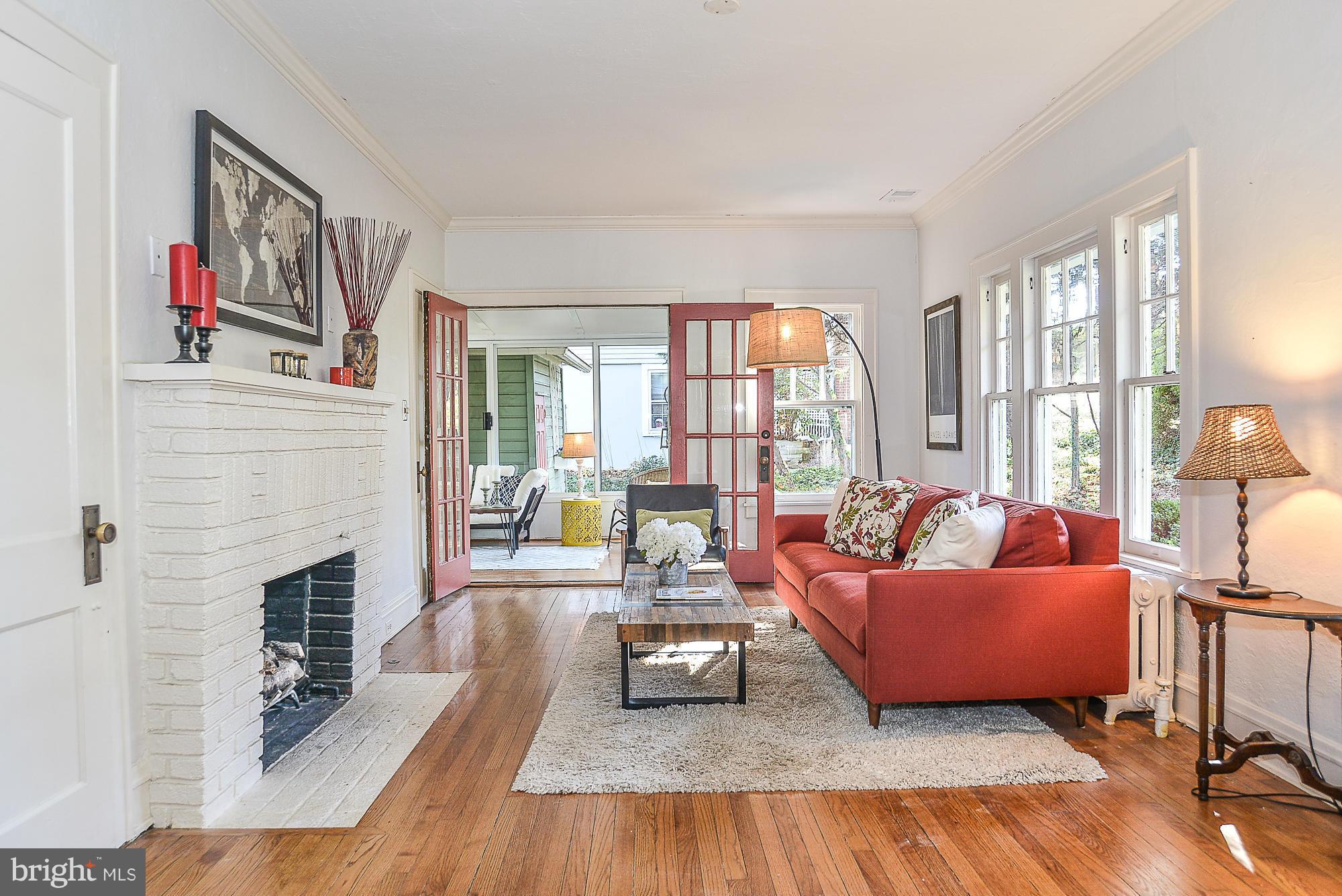 LEE HEIGHTS - Residential