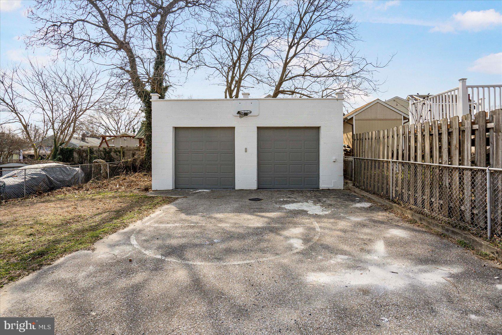 ROSEMONT - Residential