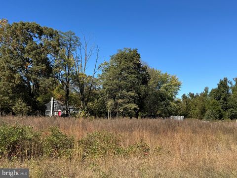 Homes For Sale - 79 E Quilleytown Road<br/> Salem County, CARNEYS POINT, NJ 08069