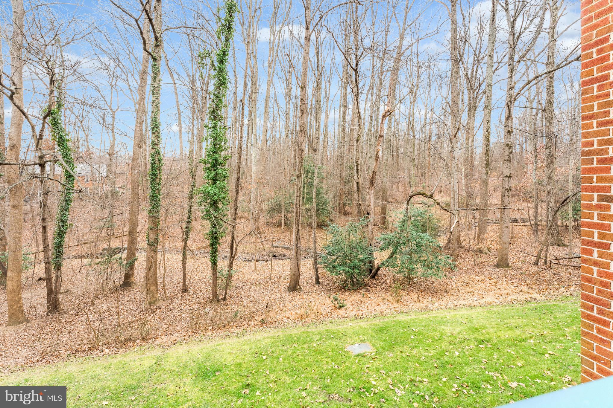 HUNTERS WOODS VILLAGE - Residential