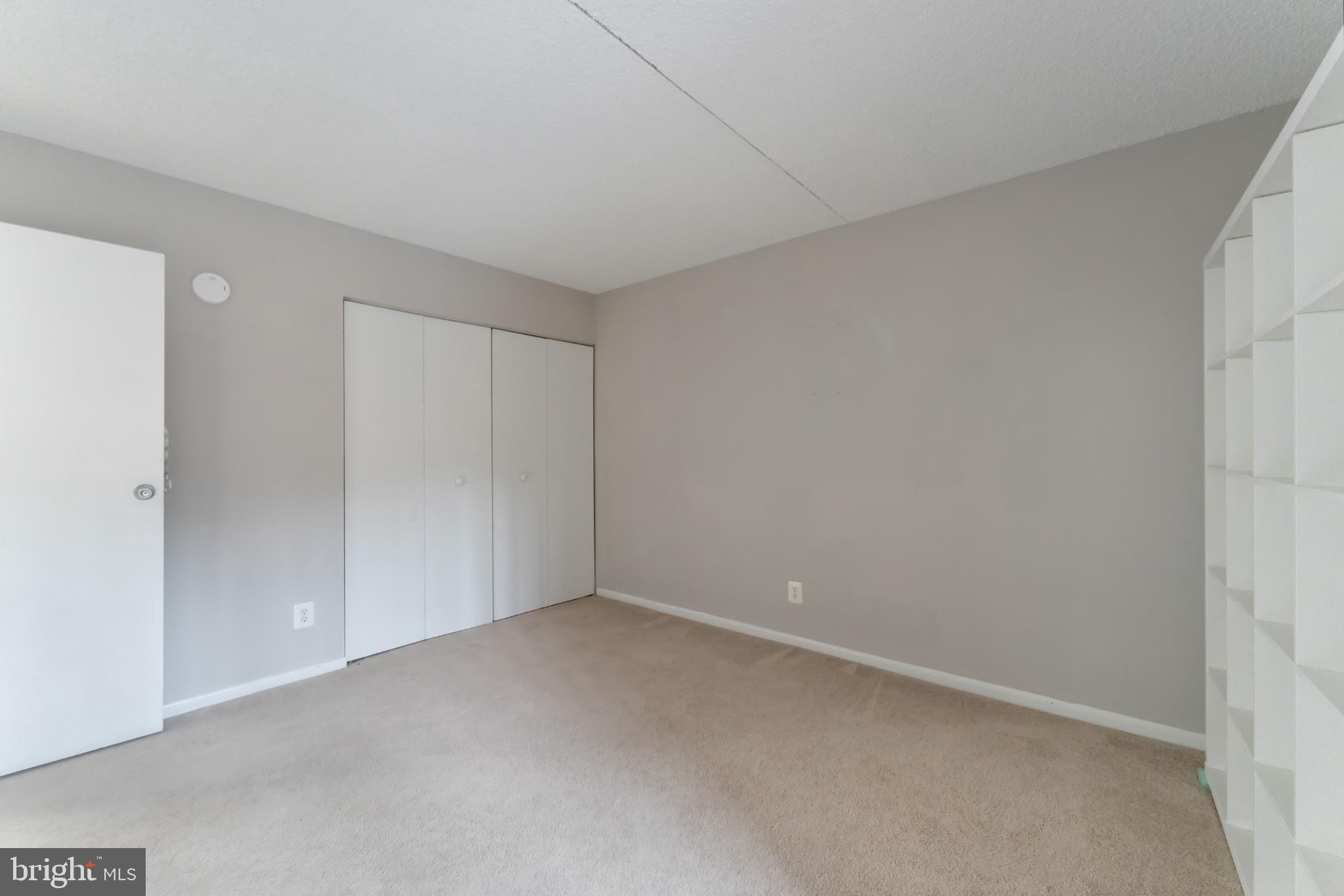 HUNTERS WOODS VILLAGE - Residential