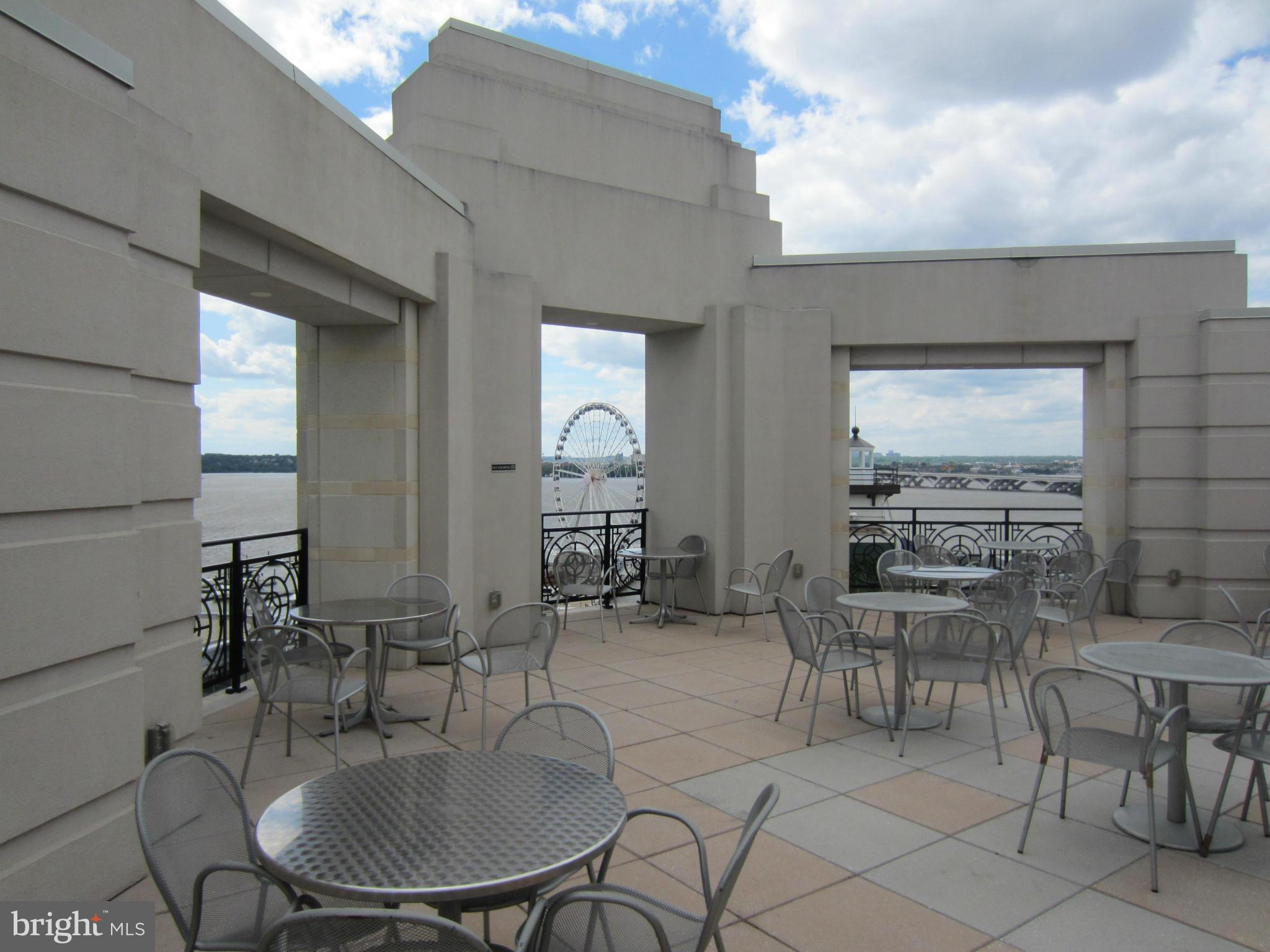 ONE NATIONAL HARBOR CONDOMINIUM - Residential Lease