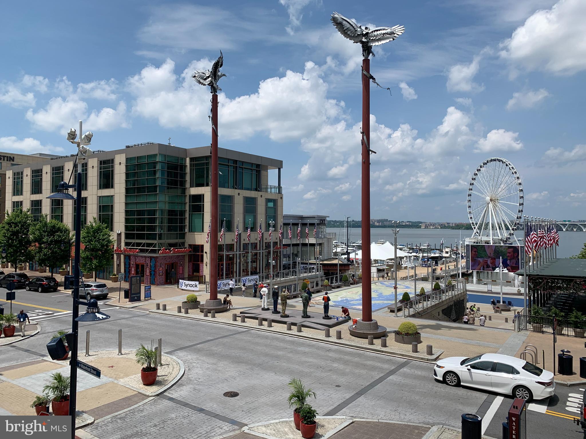 ONE NATIONAL HARBOR CONDOMINIUM - Residential Lease