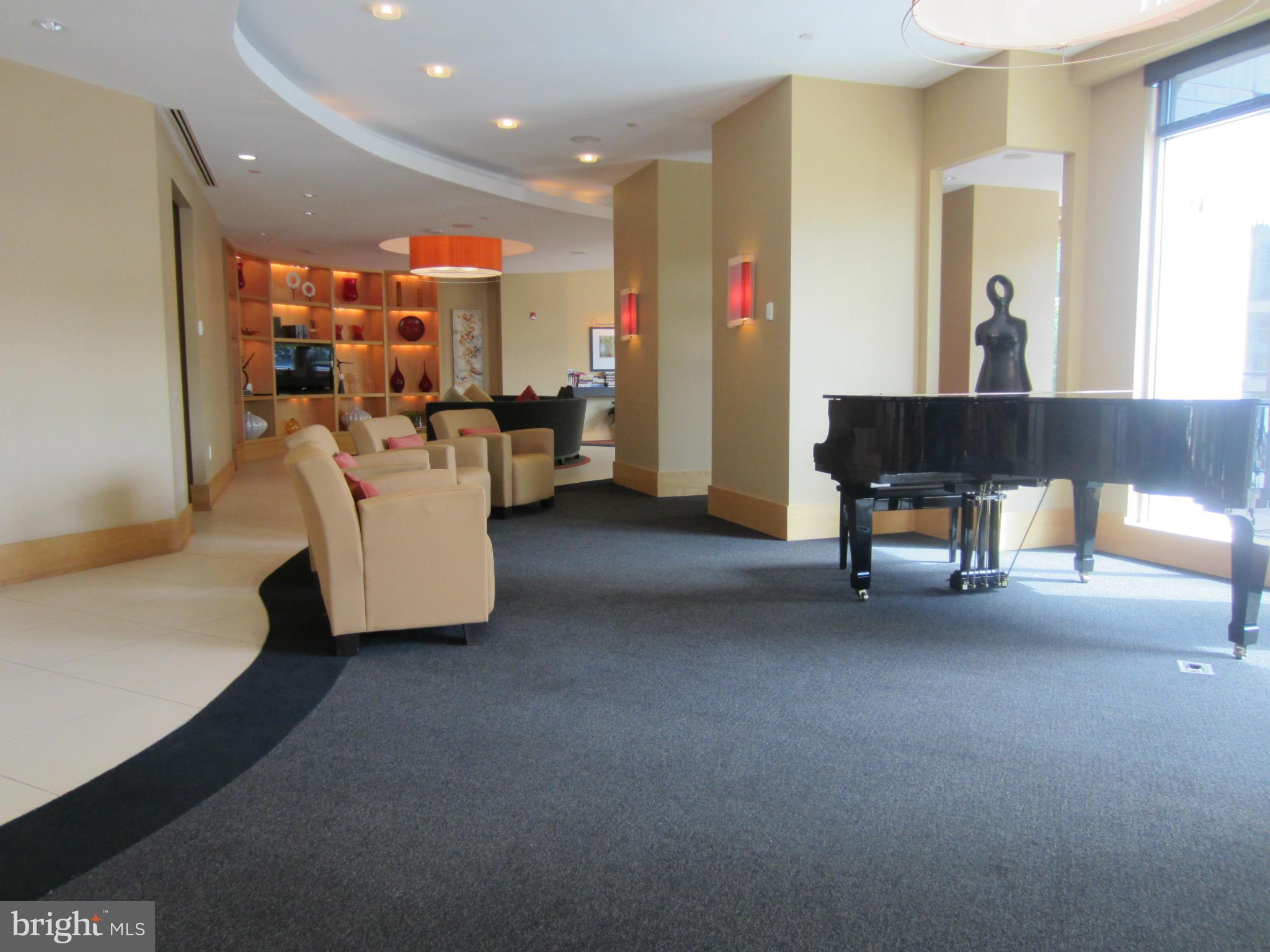 ONE NATIONAL HARBOR CONDOMINIUM - Residential Lease