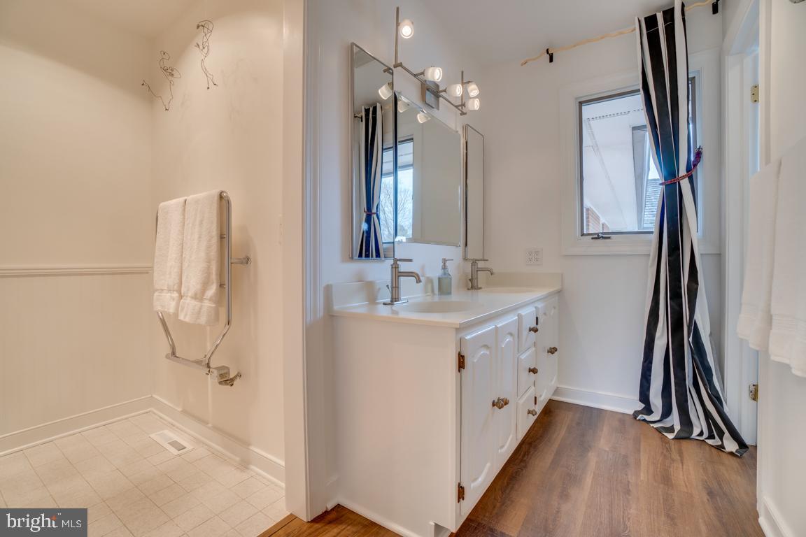 BOSCOBEL ESTATES - Residential