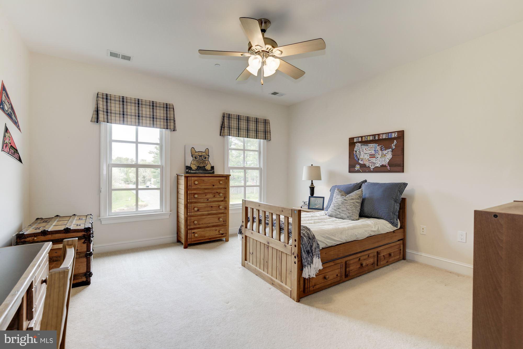 KENTSDALE ESTATES - Residential