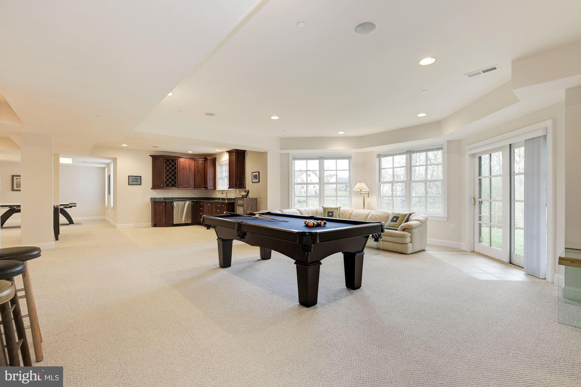 KENTSDALE ESTATES - Residential