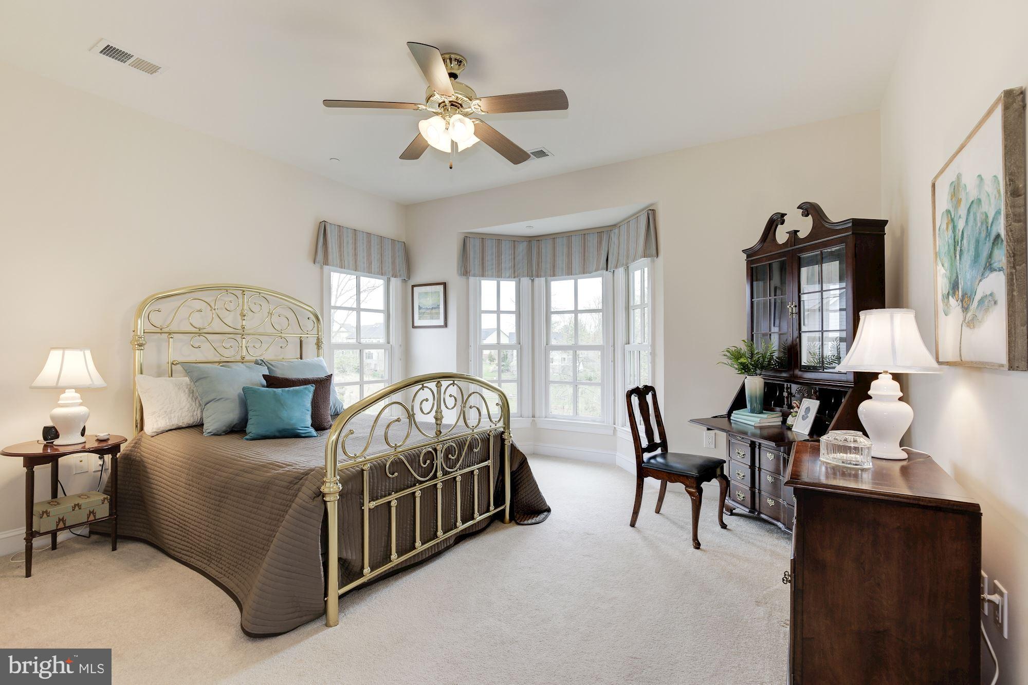 KENTSDALE ESTATES - Residential