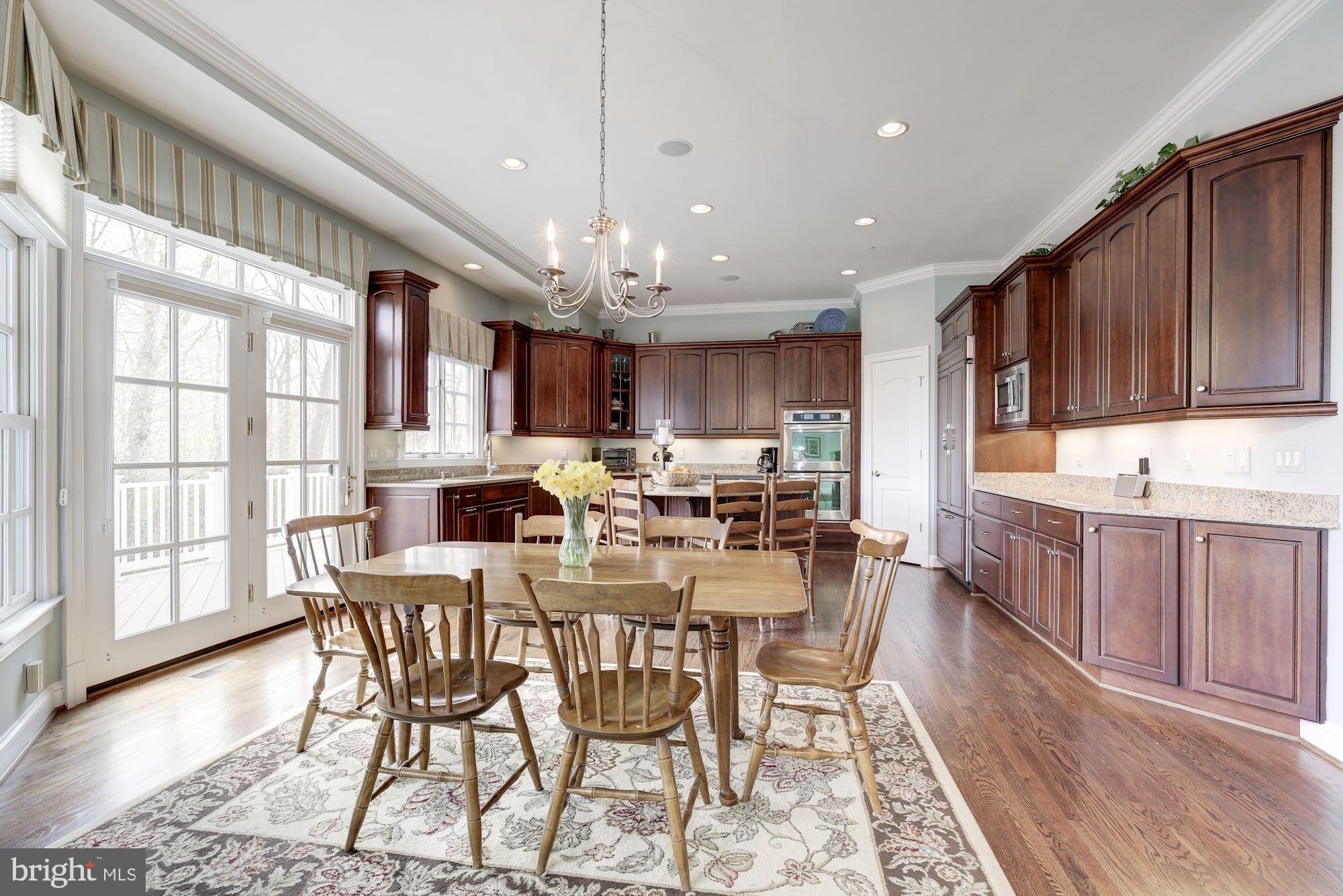 KENTSDALE ESTATES - Residential