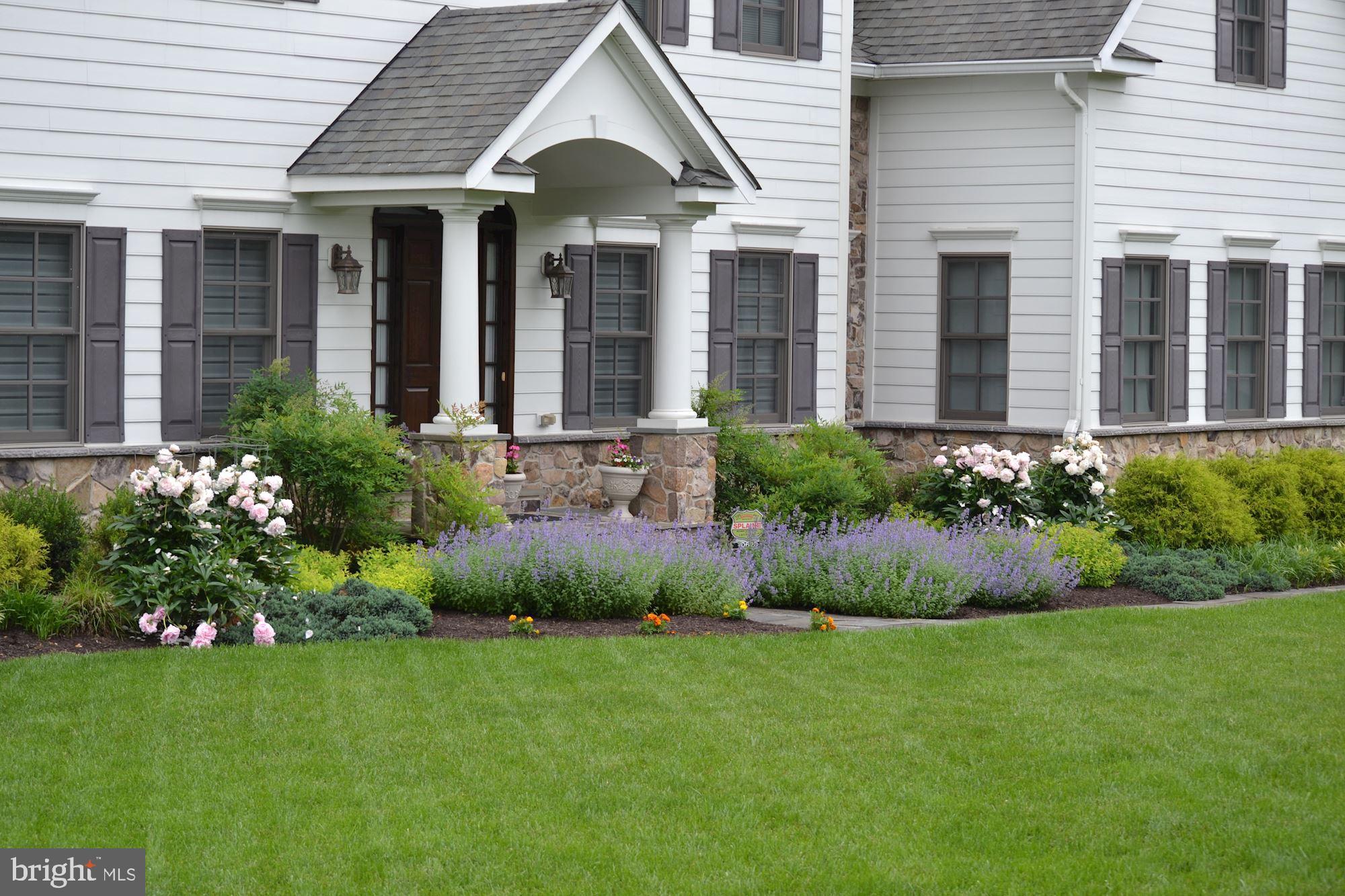 KENTSDALE ESTATES - Residential