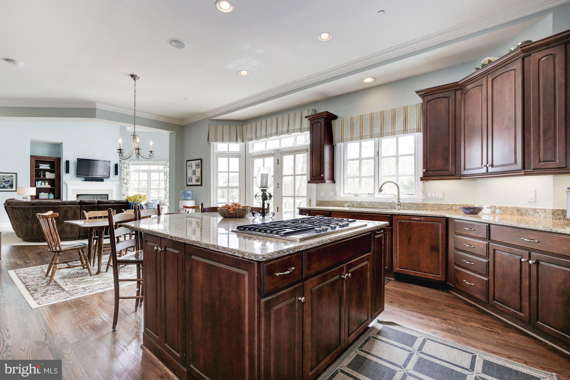 KENTSDALE ESTATES - Residential