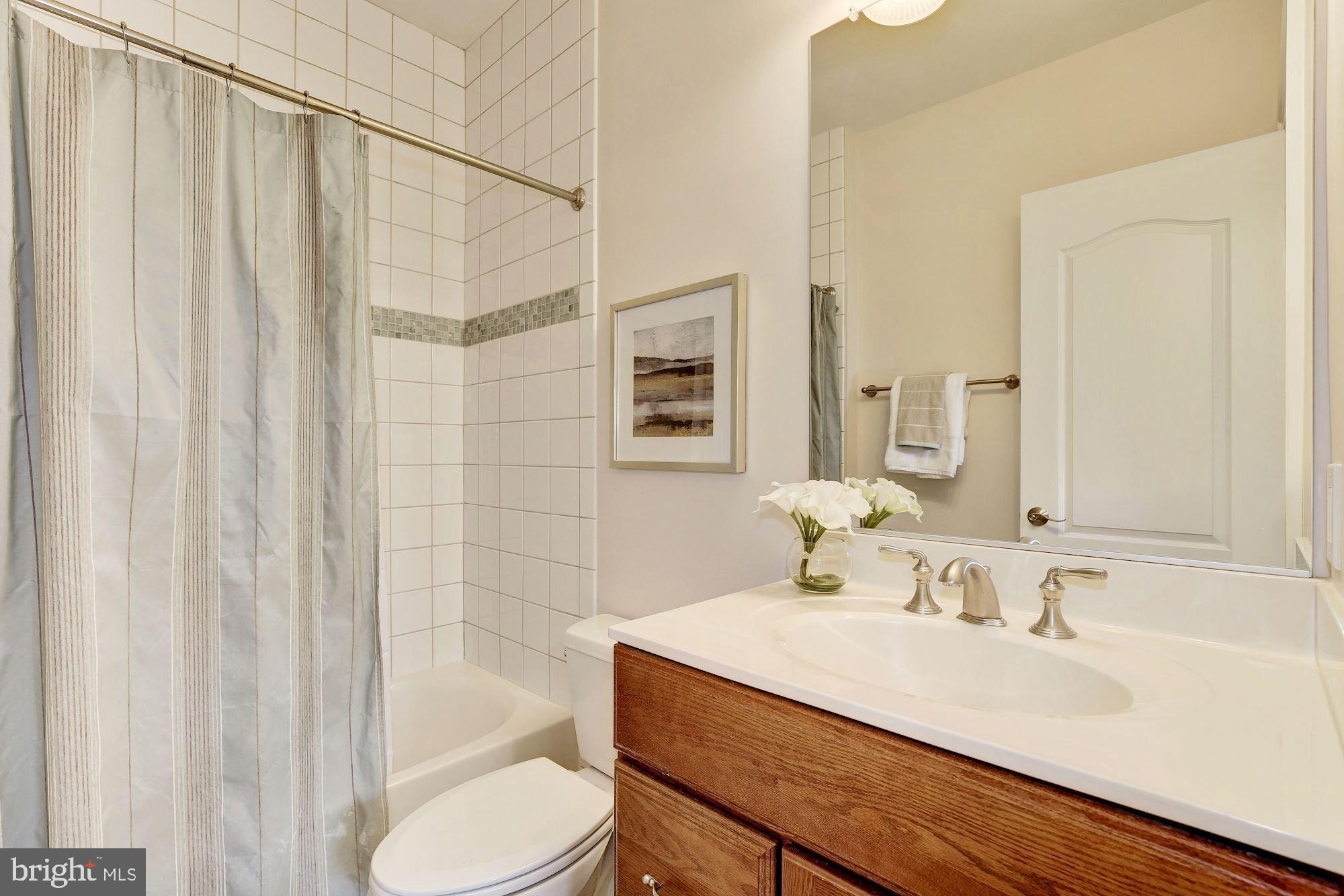 KENTSDALE ESTATES - Residential