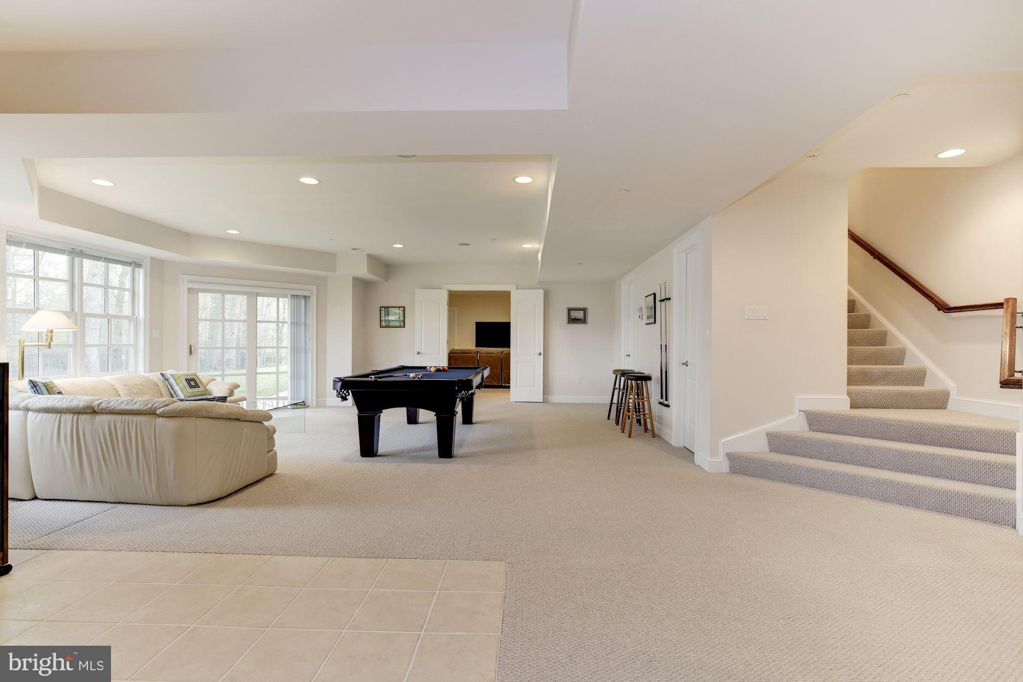 KENTSDALE ESTATES - Residential