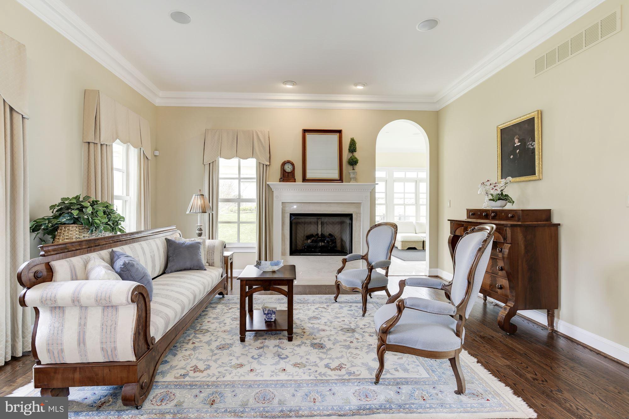 KENTSDALE ESTATES - Residential