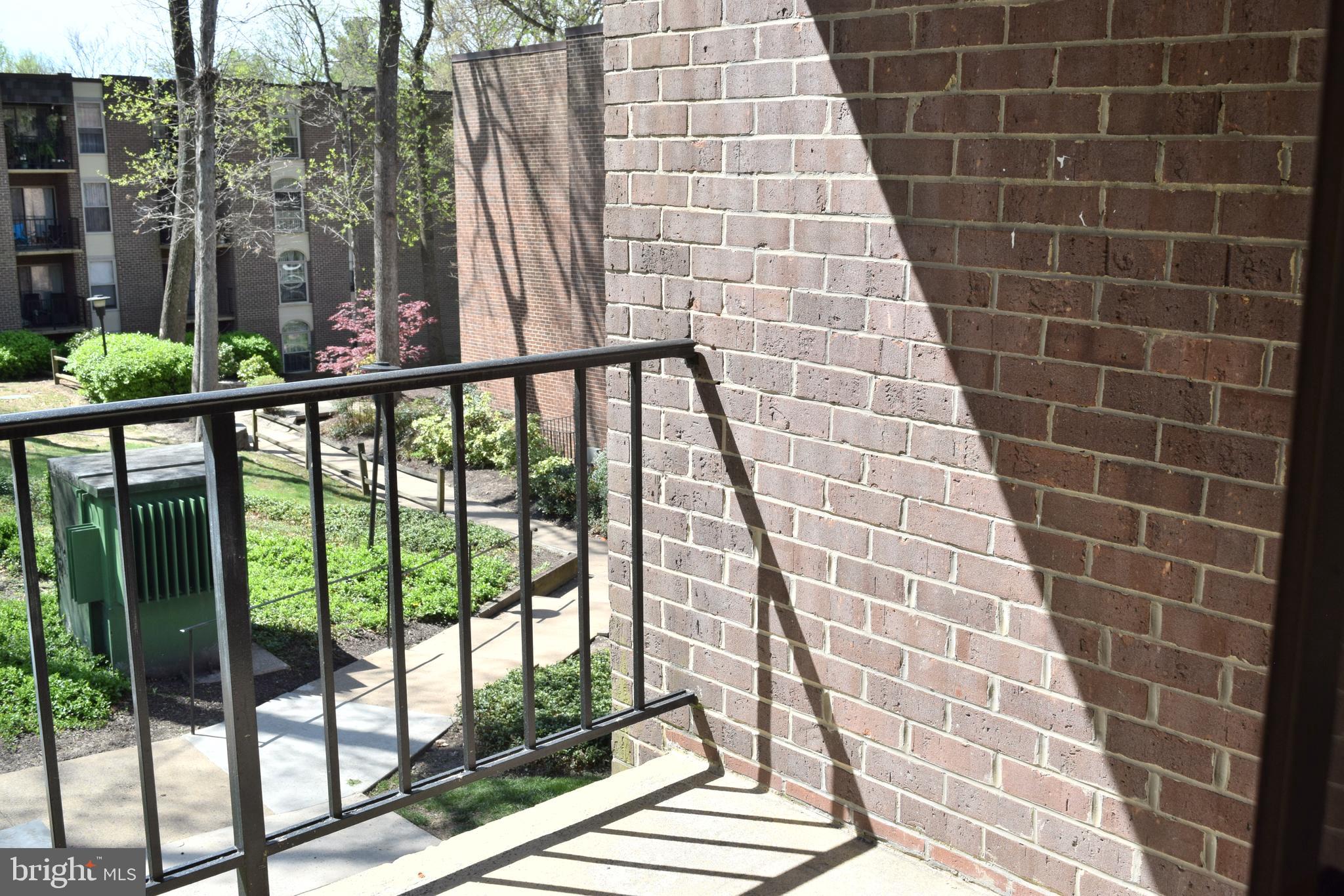 WOODBURN VILLAGE - Residential Lease