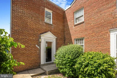 3815 28th Avenue Unit 17, Temple Hills, MD MLS: MDPG2149288