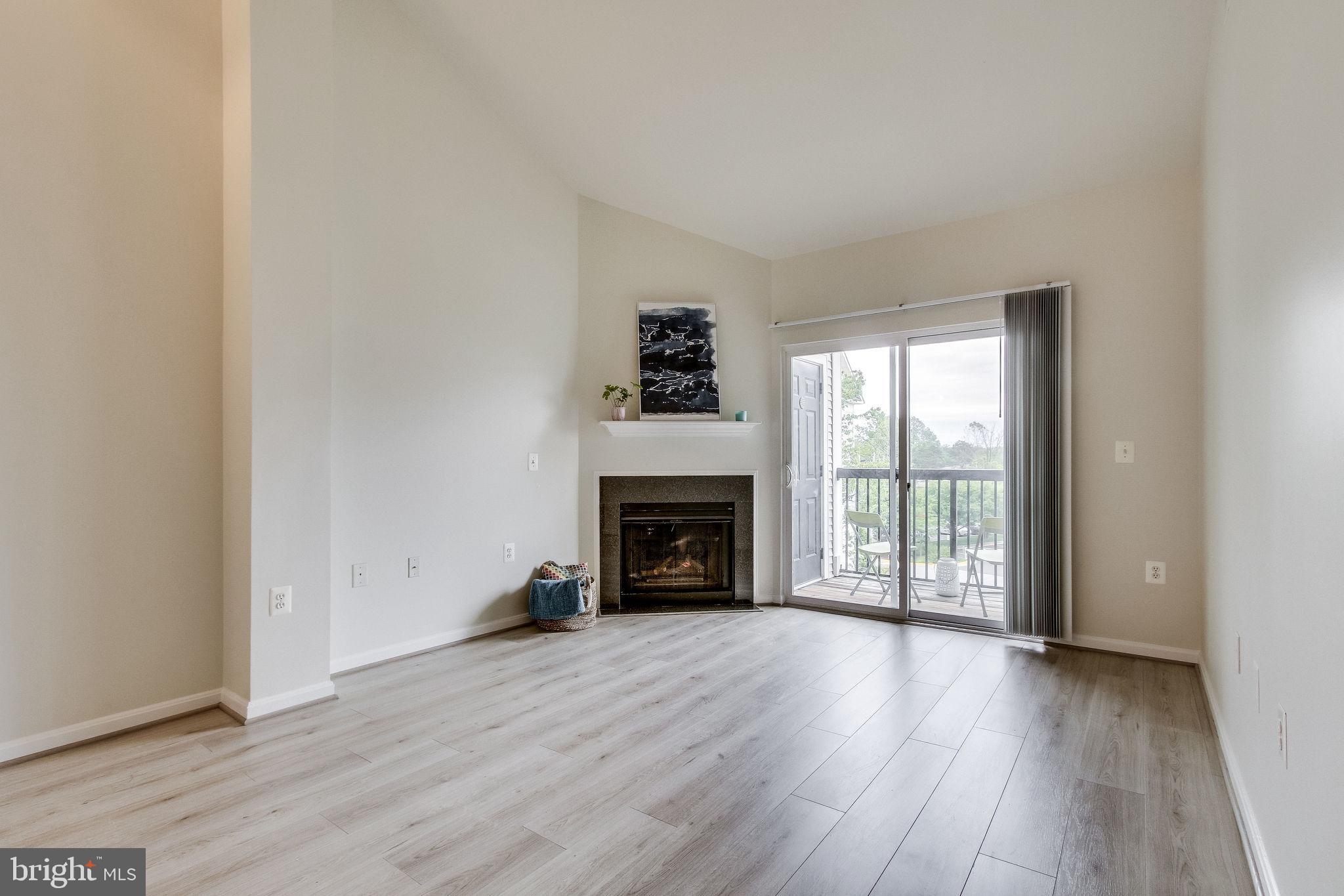 FAIRFAX RIDGE - Residential