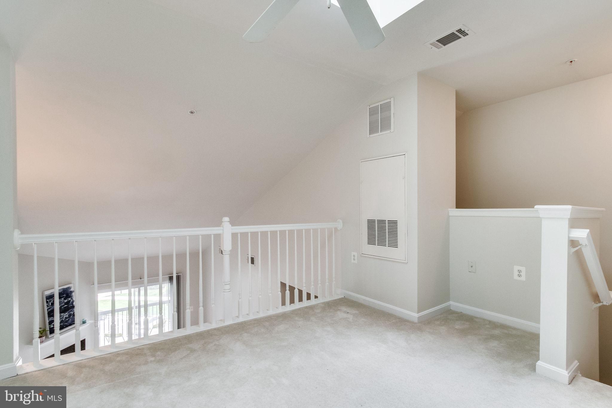 FAIRFAX RIDGE - Residential