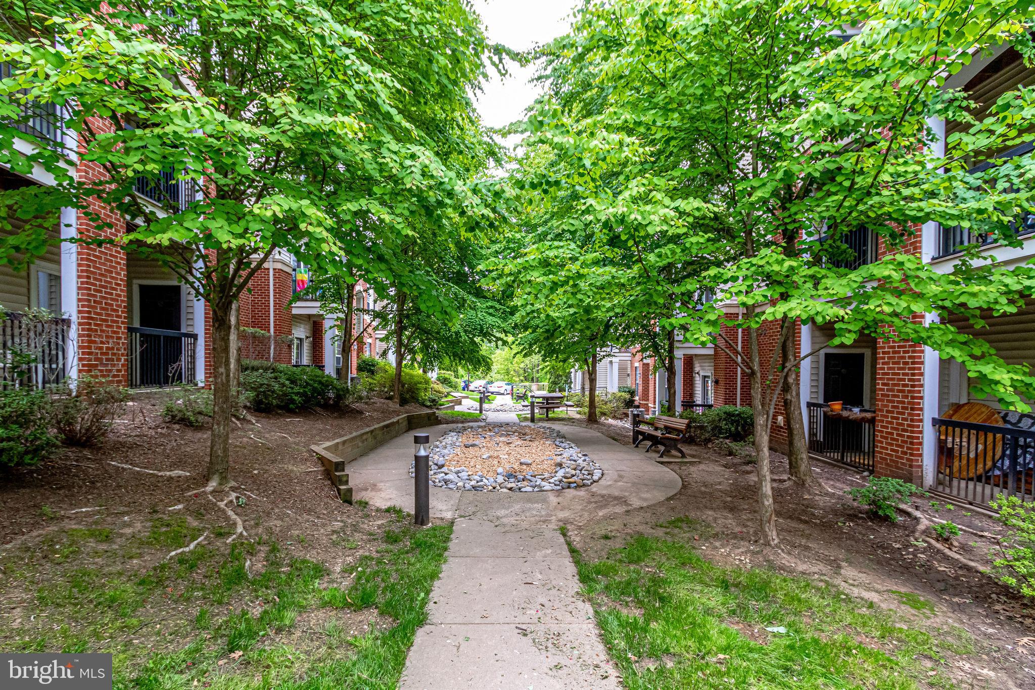 FAIRFAX RIDGE - Residential