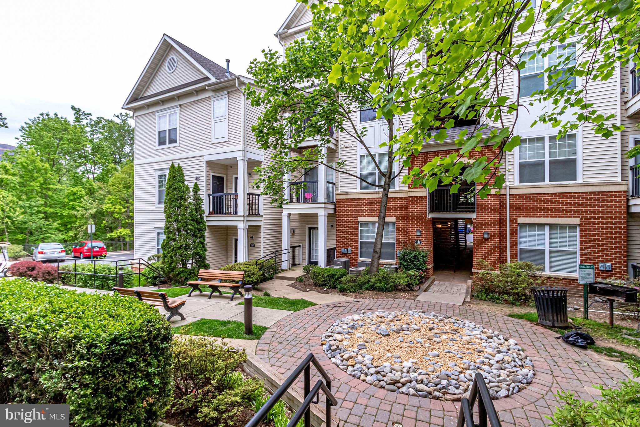 FAIRFAX RIDGE - Residential