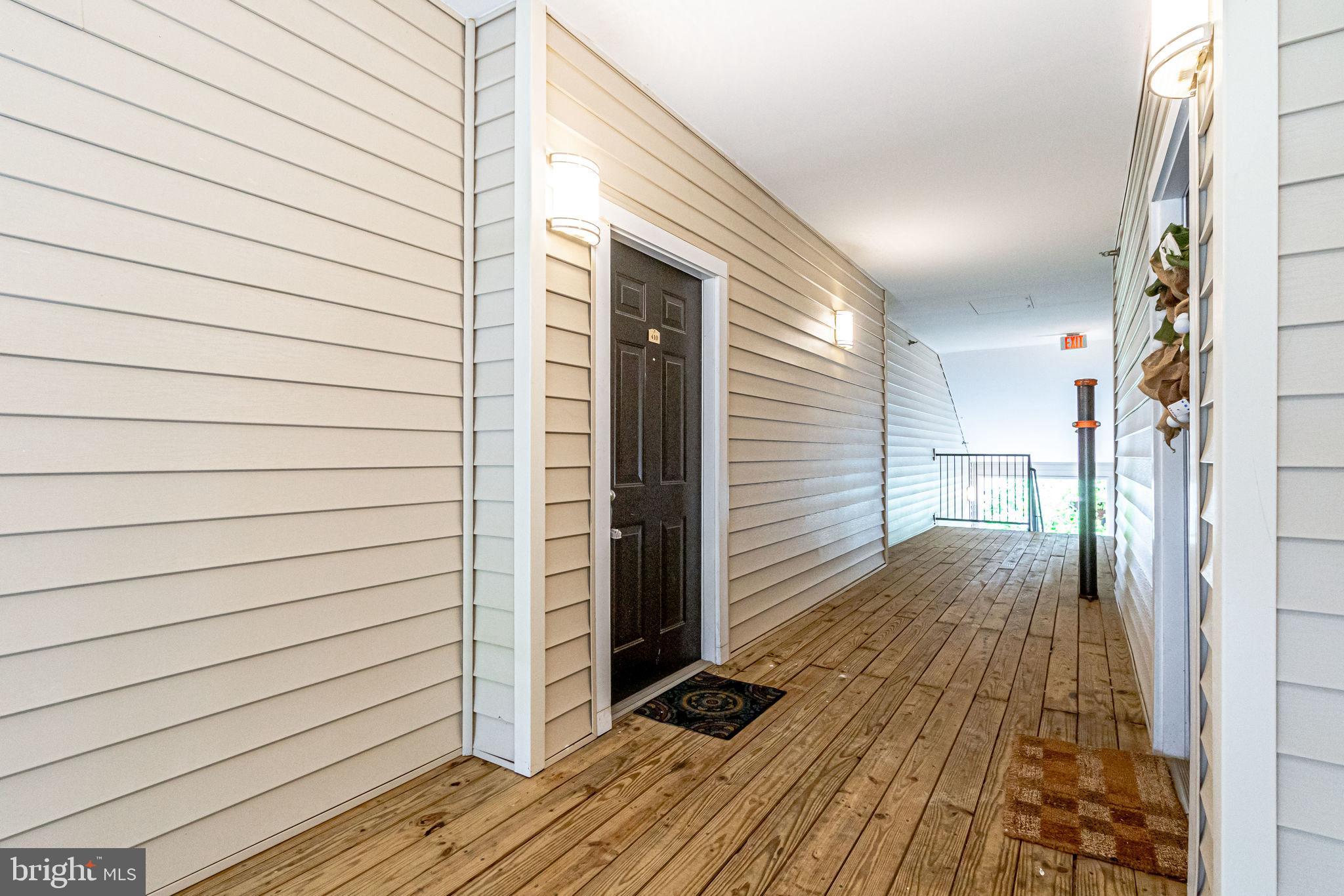 FAIRFAX RIDGE - Residential