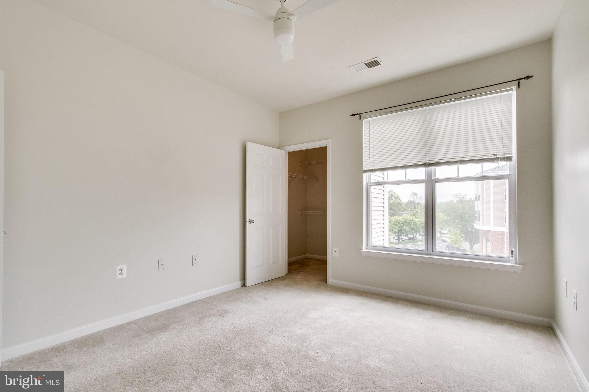 FAIRFAX RIDGE - Residential