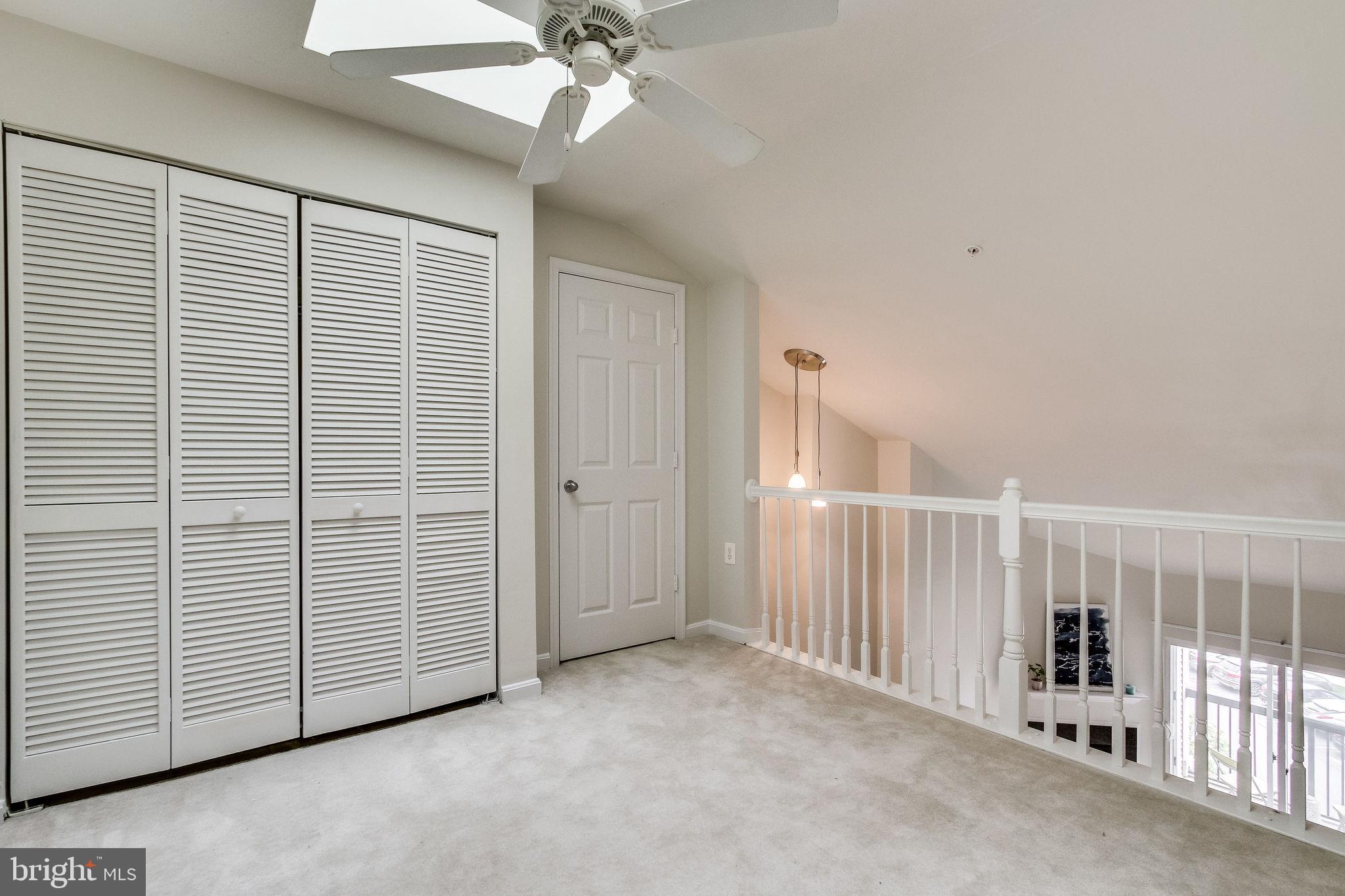 FAIRFAX RIDGE - Residential