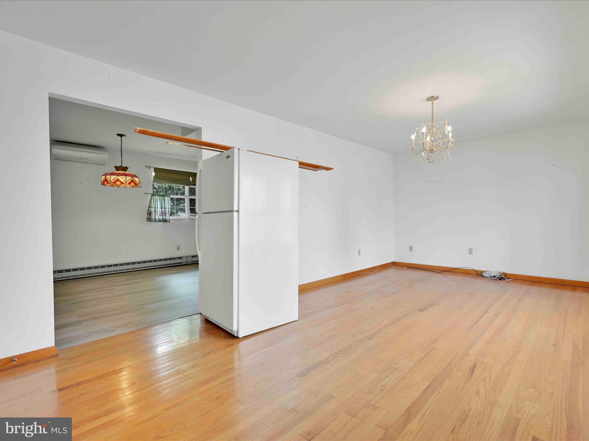 22 W CHERRY STREET