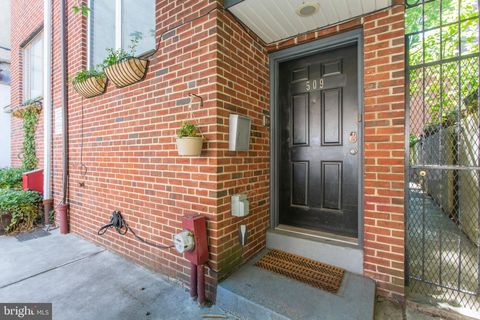 Townhouse For Rent - 509 S 5th Street<br/> PHILADELPHIA, PA 19147