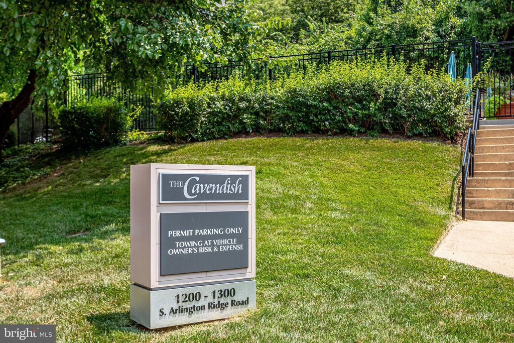 Photo of 1200 S Arlington Ridge Road S #612, ARLINGTON, VA 22202 (MLS # VAAR2065634)