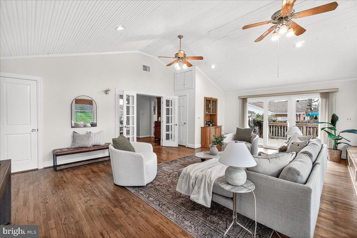 PEACH ORCHARD HEIGHTS - Residential