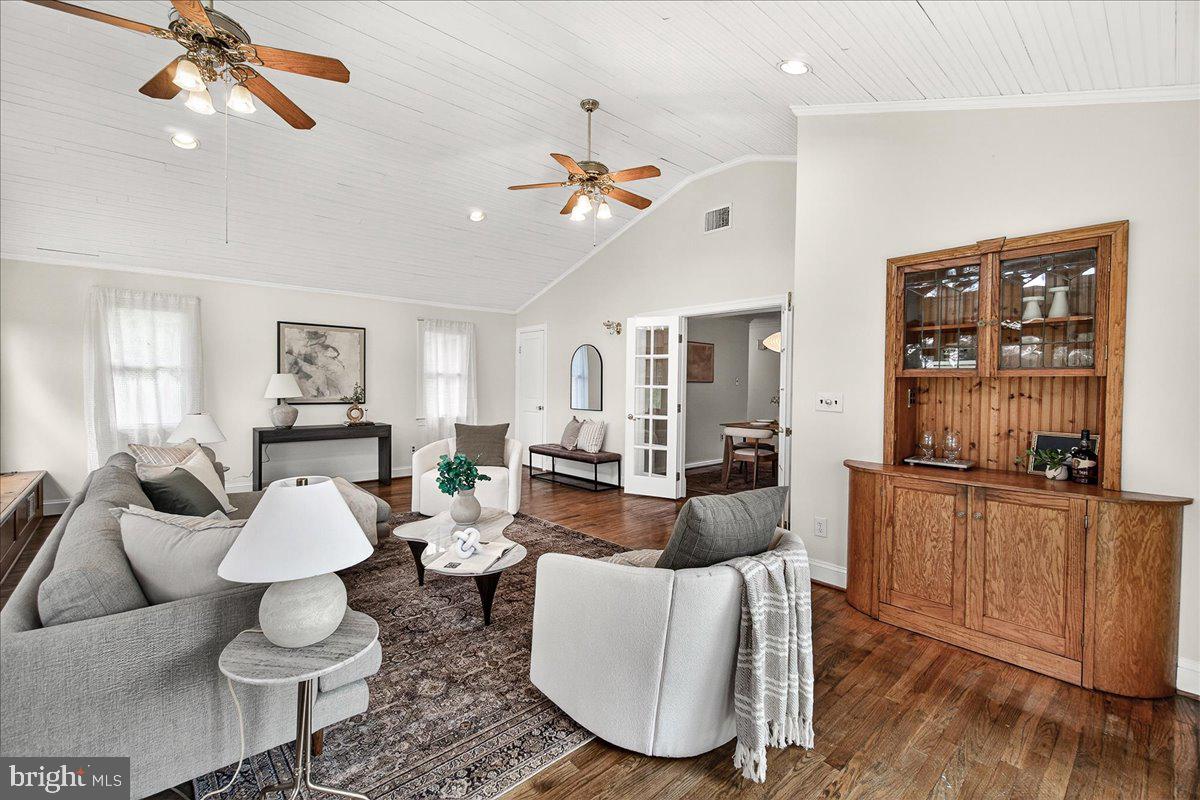 PEACH ORCHARD HEIGHTS - Residential