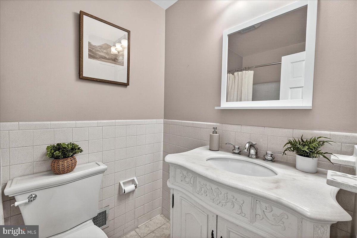 PEACH ORCHARD HEIGHTS - Residential