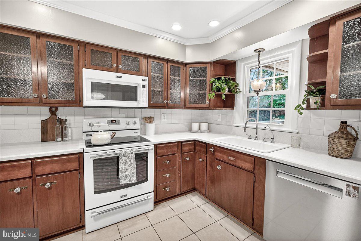 PEACH ORCHARD HEIGHTS - Residential