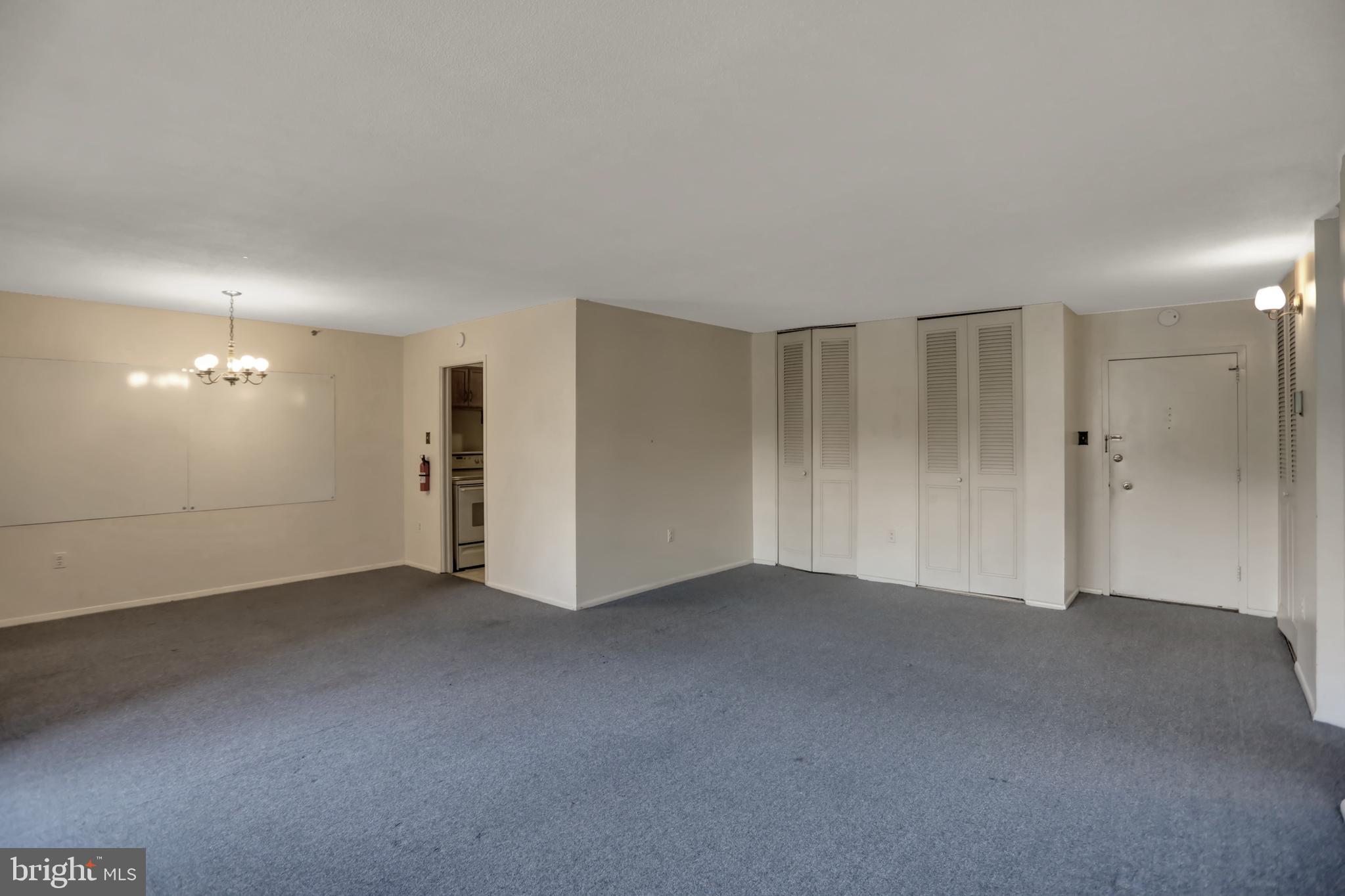 UNIVERSITY ONE CONDOMINIUMS - Residential