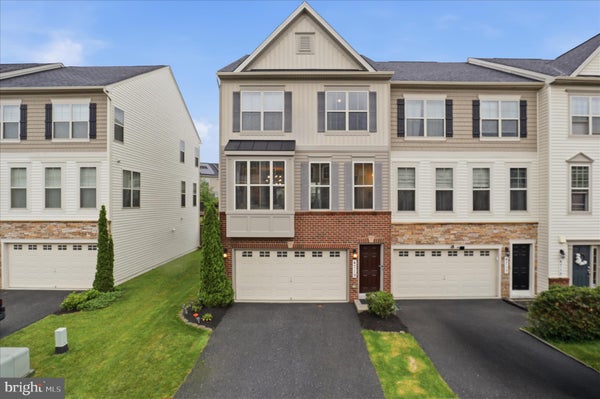 4719 CAMBRIA RD, FREDERICK, MD 21703 - Image 08f7e30e6fdfaa6987f5c8aa539c4bb6/3004303091