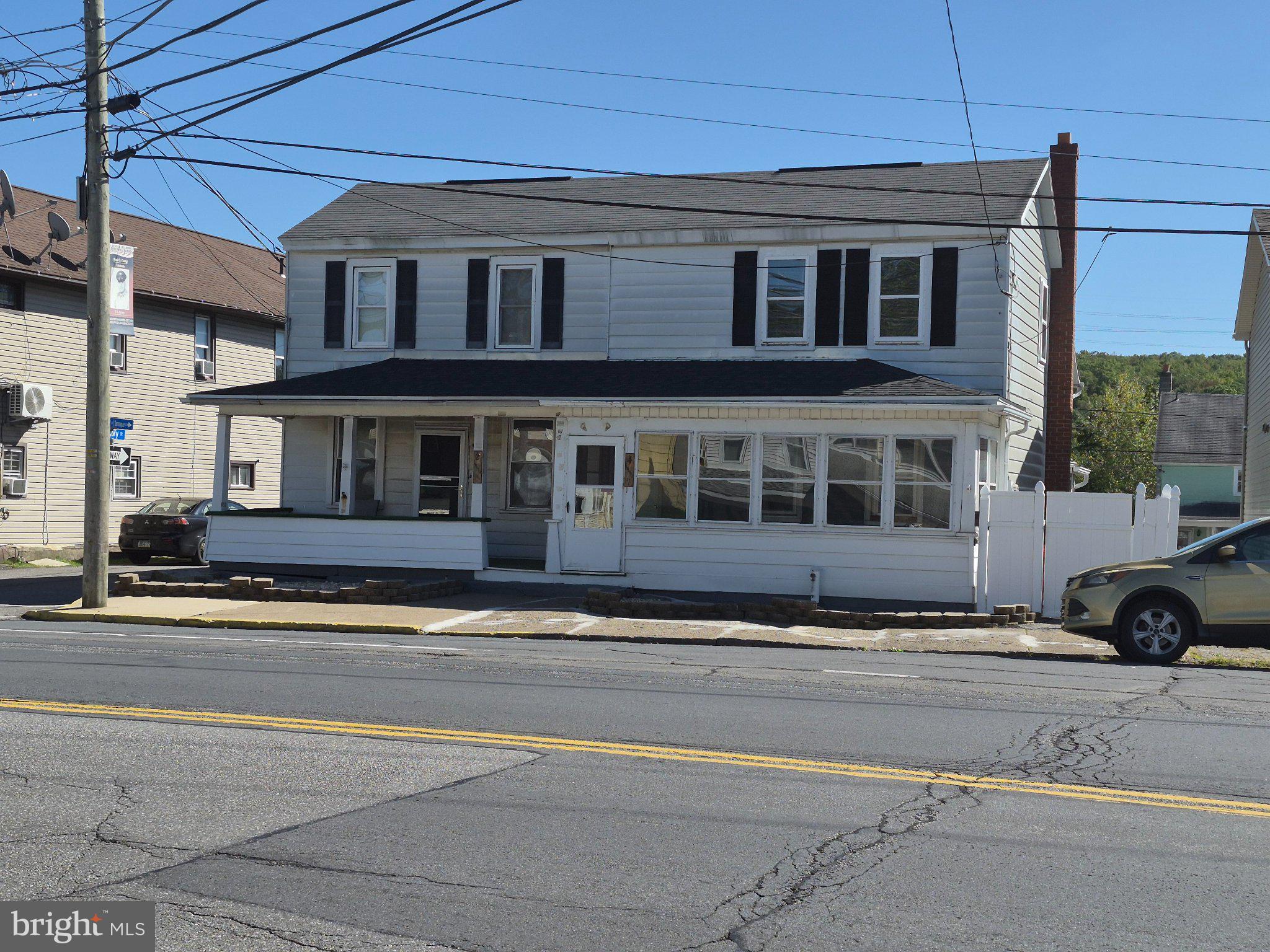 2 TAMAQUA STREET 4