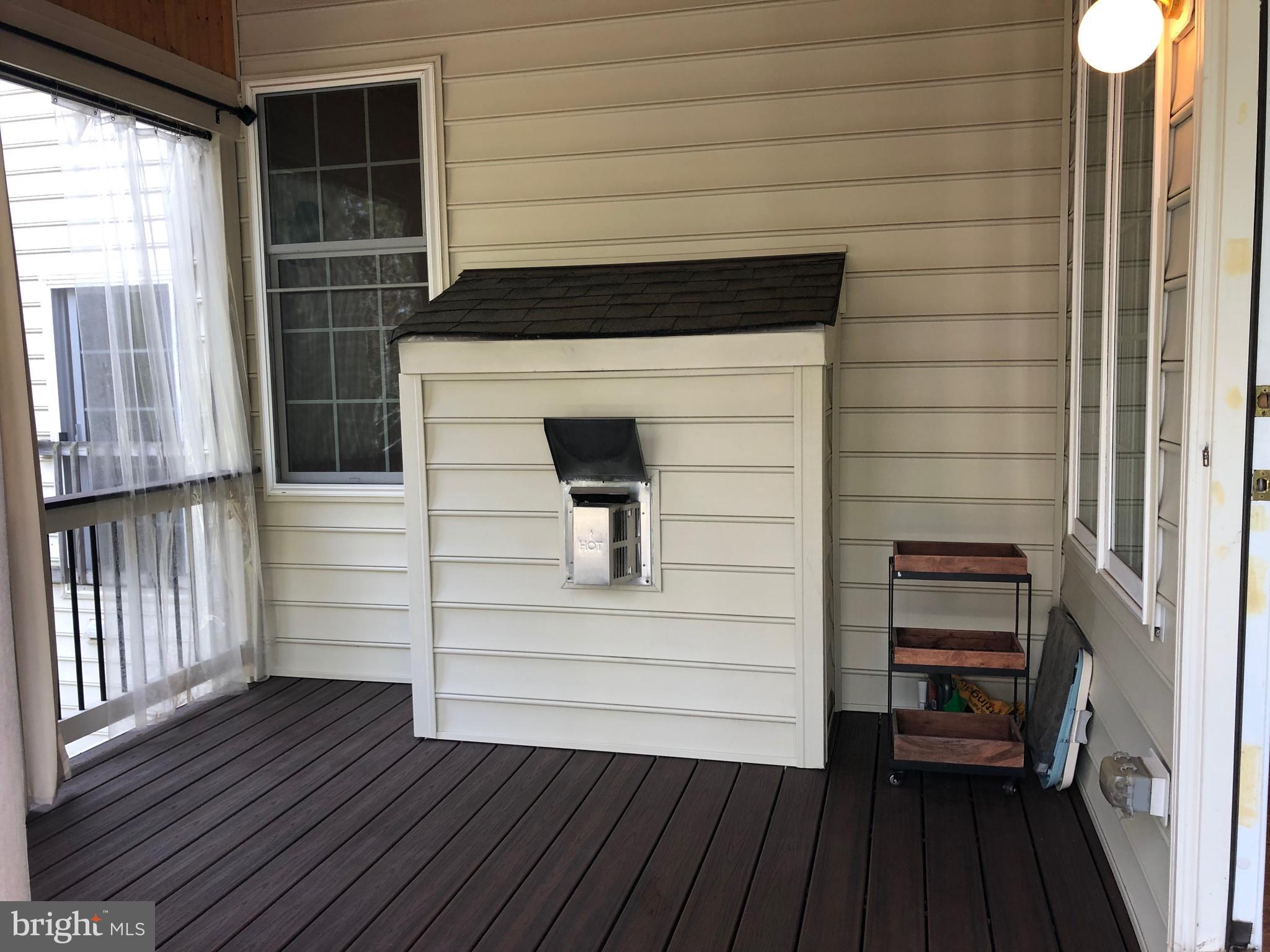 SOUTH RIDING - Residential Lease