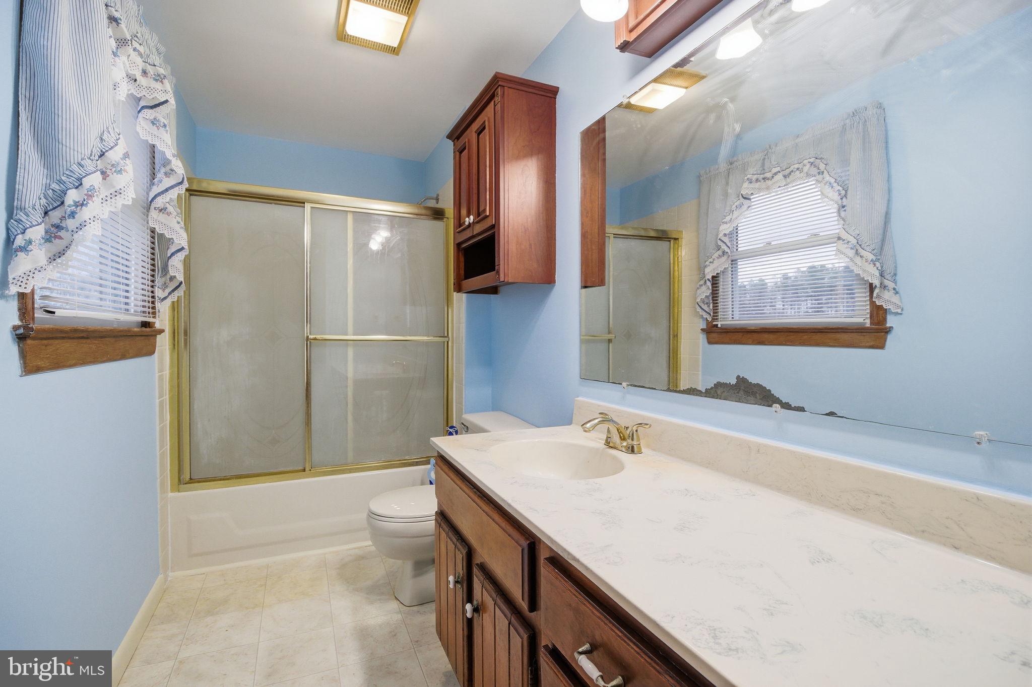 NOKESVILLE - Residential