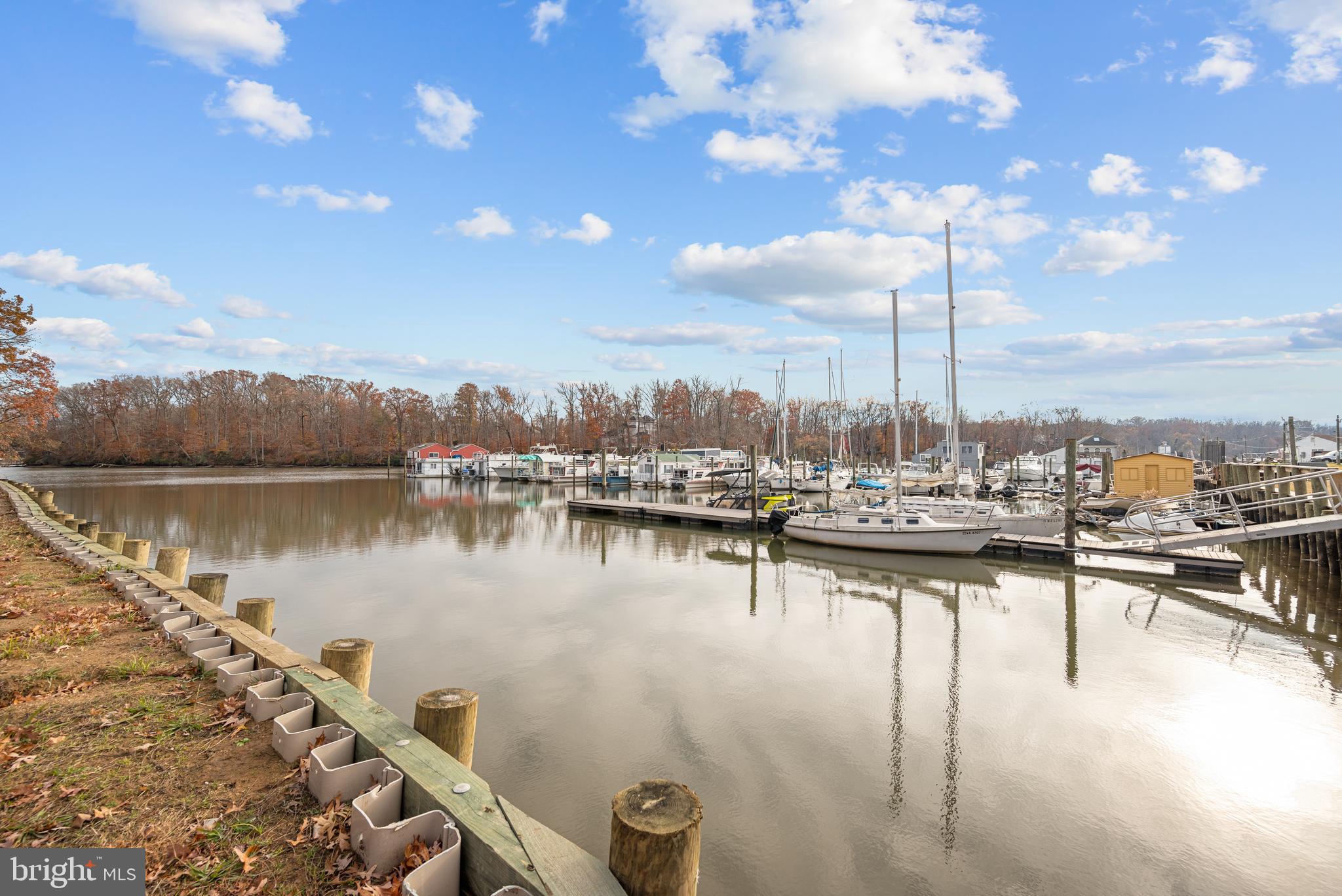 FORT WASHINGTON - Residential